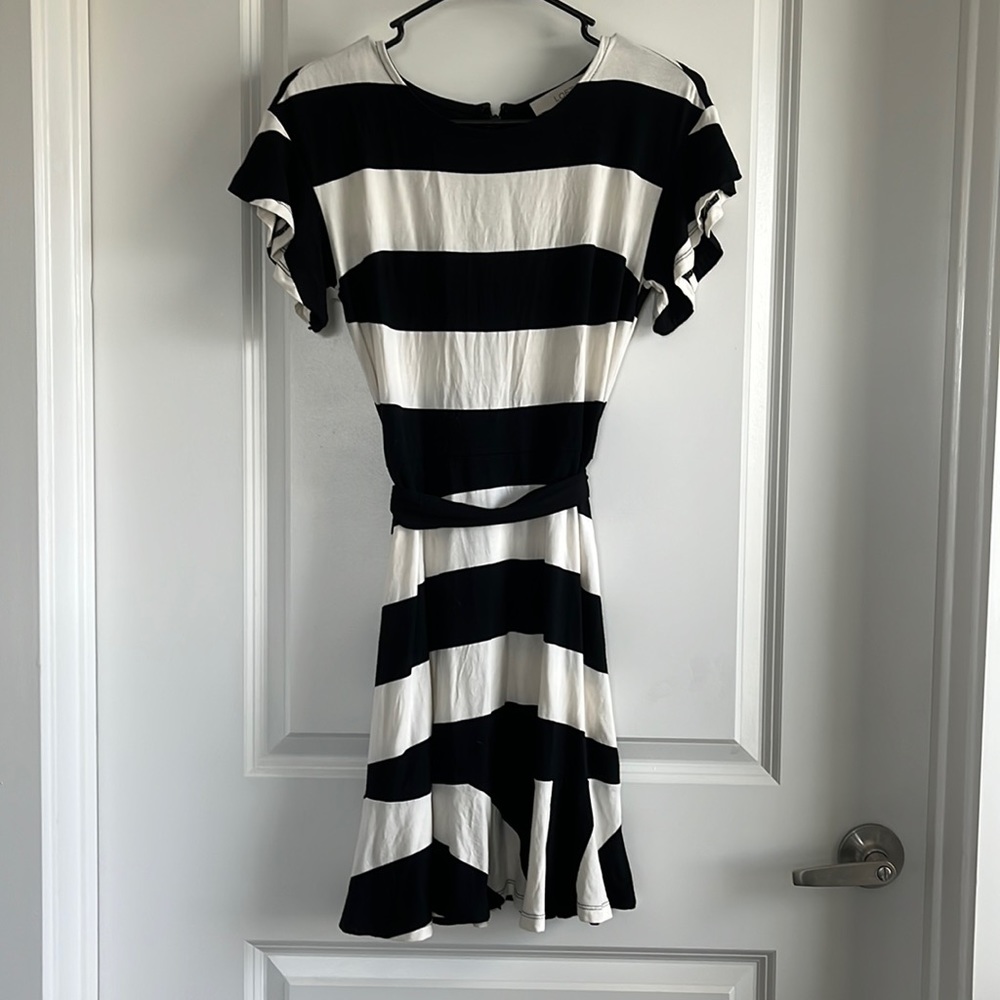Loft 00P Black and White Dress